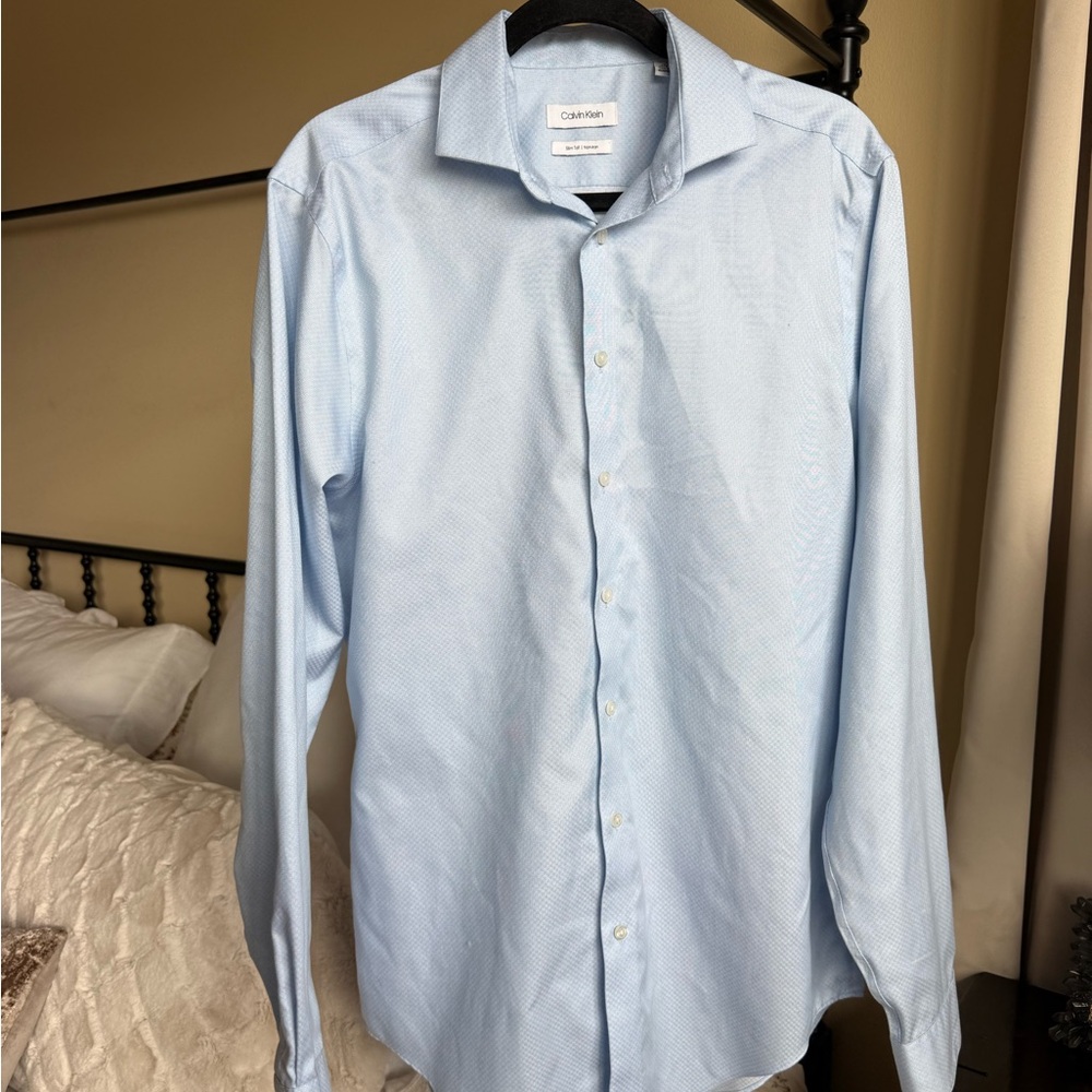 Calvin Klein Men's Light Blue Dress Shirt